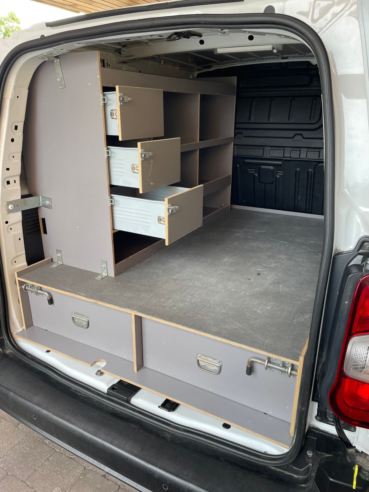 Inbouwkasten vrachtauto berlingo, Ophalen, Gebruikt