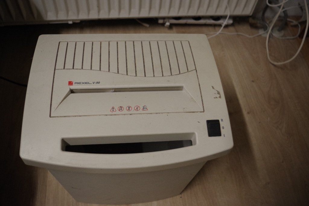 Papiervernietiger, Ophalen, Gebruikt