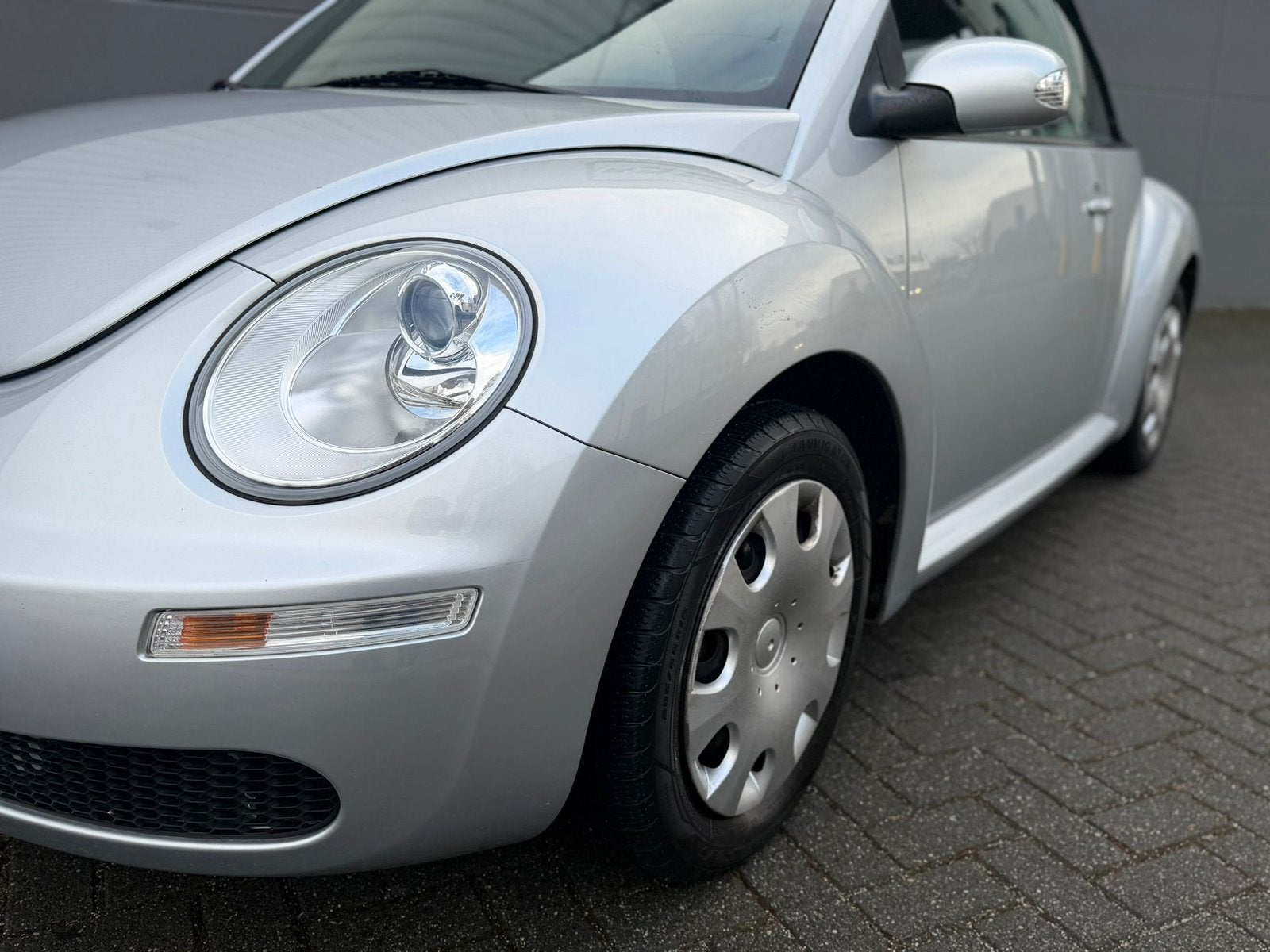 Volkswagen Beetle (Kever) 1.6 Cabriolet 75KW 2006 Grijs, 4 cilinders, Cabriolet, Bedrijf, Handgeschakeld