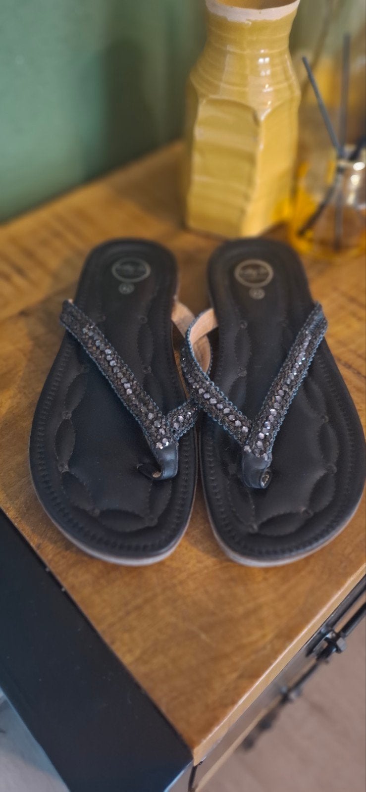 Kelly-Jo slippers maat 42, Slippers, Zwart, Ophalen of Verzenden, Zo goed als nieuw