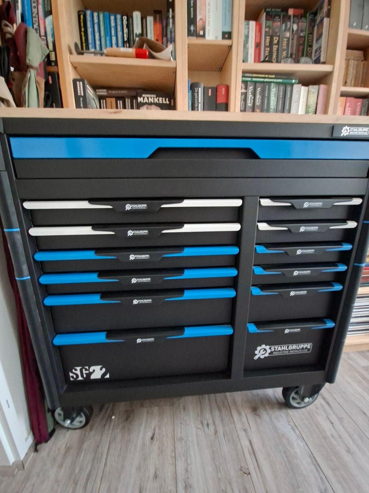 Stahlgruppe Gereedschapswagen met complete set gereedschap, Ophalen of Verzenden, Zo goed als nieuw, Gereedschapsopslag, Overige merken