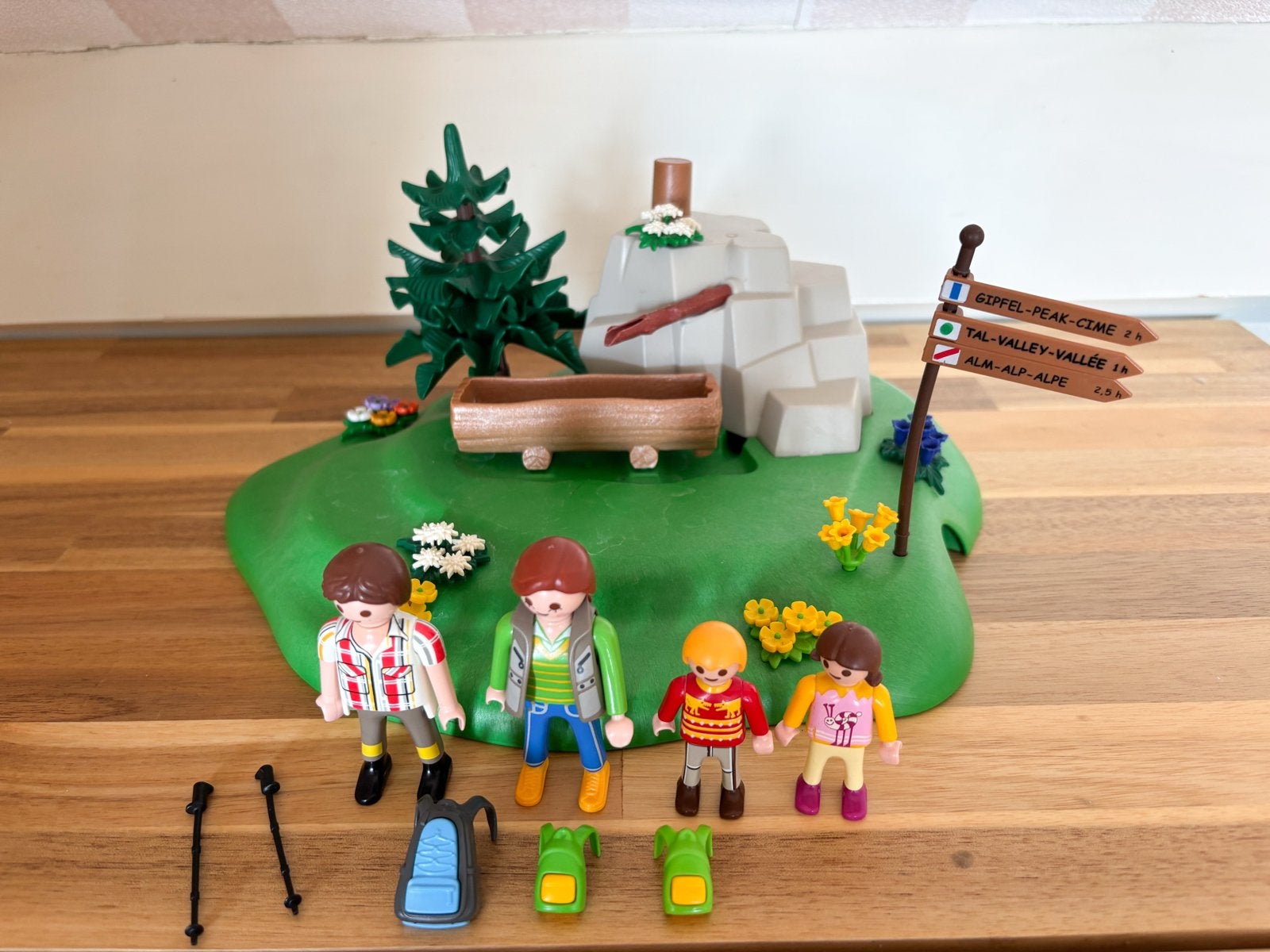 Playmobil Lentewandeling in de Berg - Familie Avontuur, Complete set, Zo goed als nieuw, Figuren, Family fun