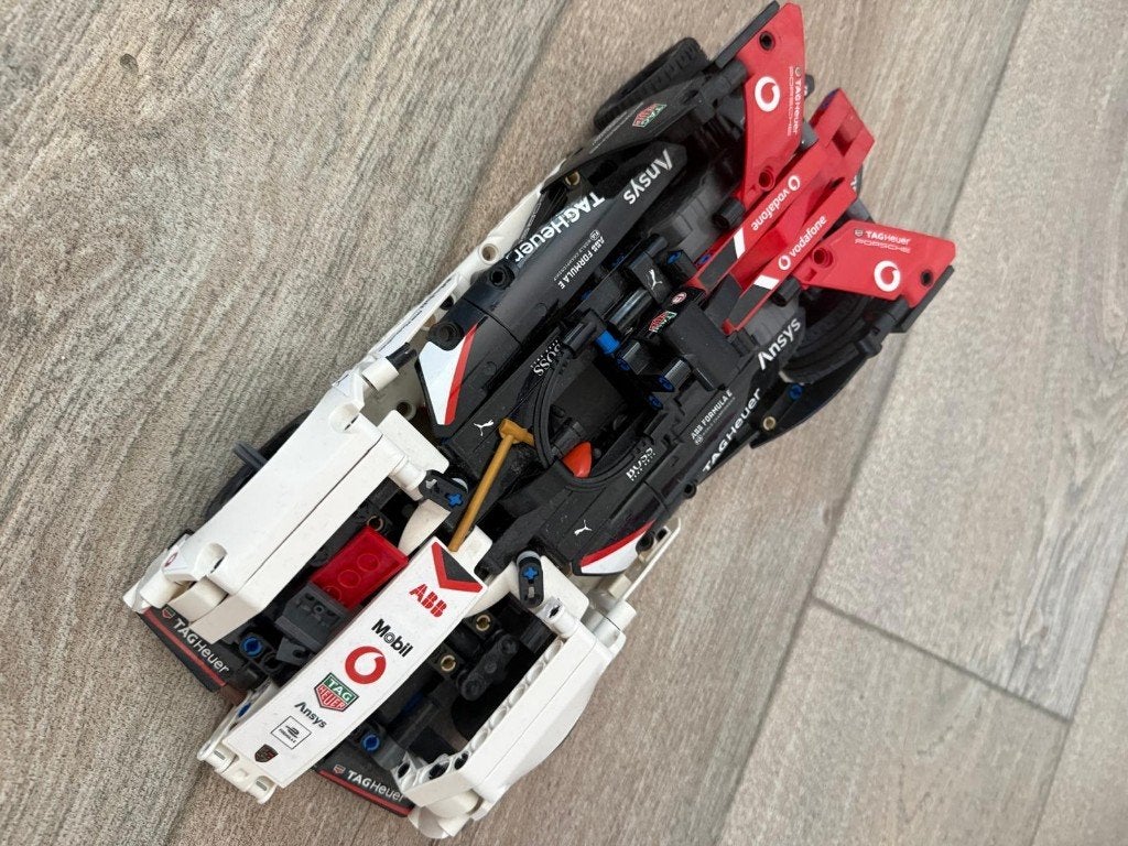 Lego Technic 42137 Formule E Porsche 99X Electric, Ophalen of Verzenden, Zo goed als nieuw