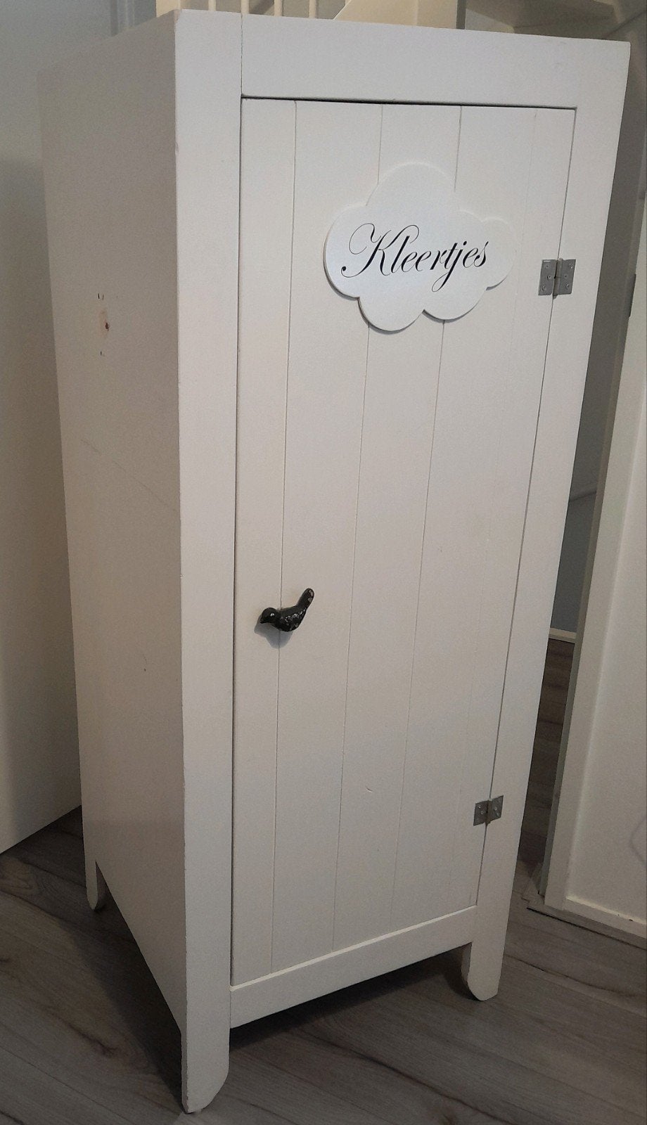leuke Kinderkamer kledingkastje met verrassend veel ruimte, Ophalen, Gebruikt, 50 tot 70 cm, 105 cm of meer