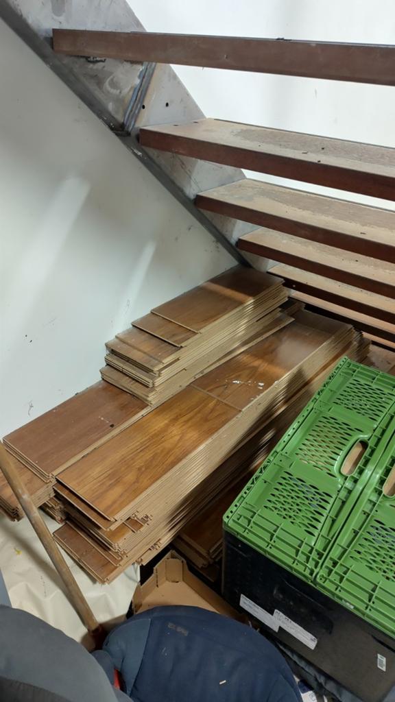 Laminaat gratis 10 tot 15 m2, Ophalen, Overige materialen, 50 tot 150 cm, 10 m² of meer