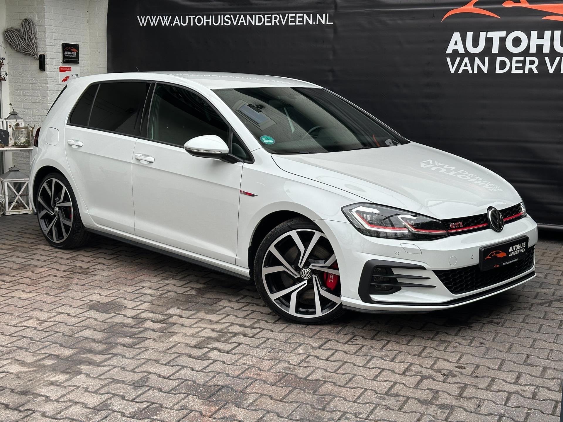 Volkswagen GOLF 2.0 TSI GTI Performance, .... KM, Standkache, 1345 kg, Stof, Gebruikt, Euro 6