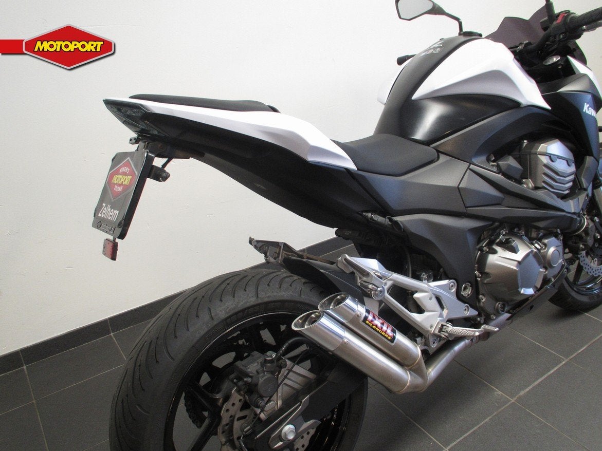 Kawasaki Z 800 E (bj 2014), Bedrijf, Info@kawasaki.nl, Jacobus Spijkerdreef 1-3
2132 PZ  Hoofddorp, NL, Kawasaki Motors Europe N.V.