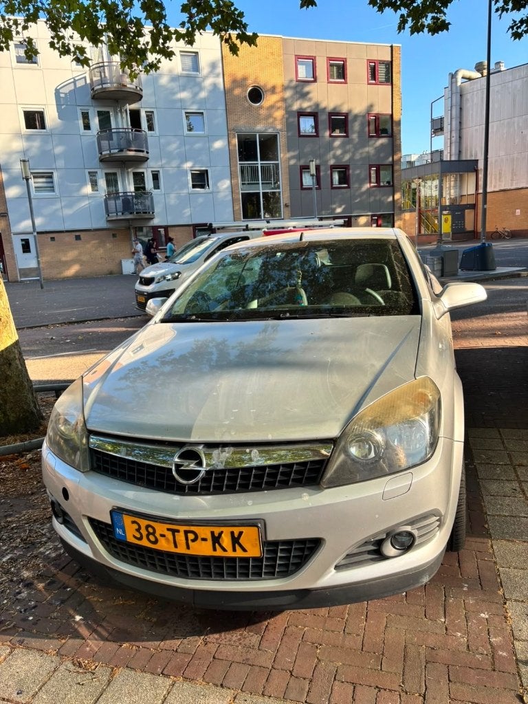Opel Astra 1.8-16V 140pk 2006 Grijs, Auto's, Opel, 4 cilinders, Cabriolet, 4 stoelen, 1796 cc