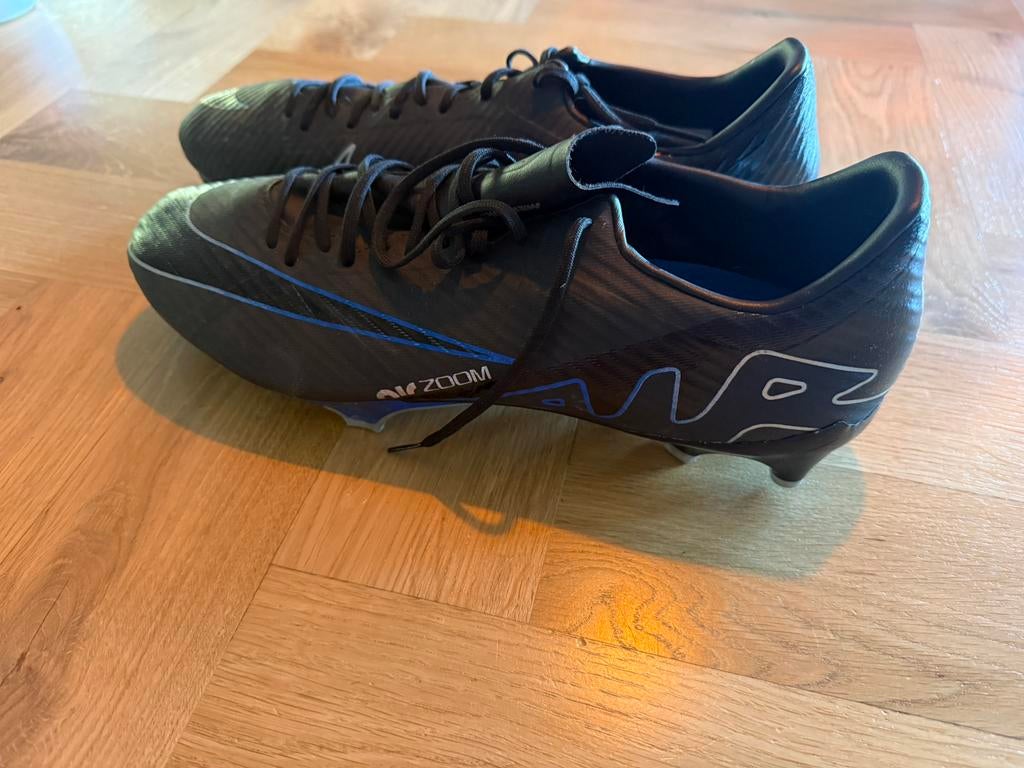 Nike Voetbalschoenen maat 46, Ophalen of Verzenden, Zo goed als nieuw, Schoenen