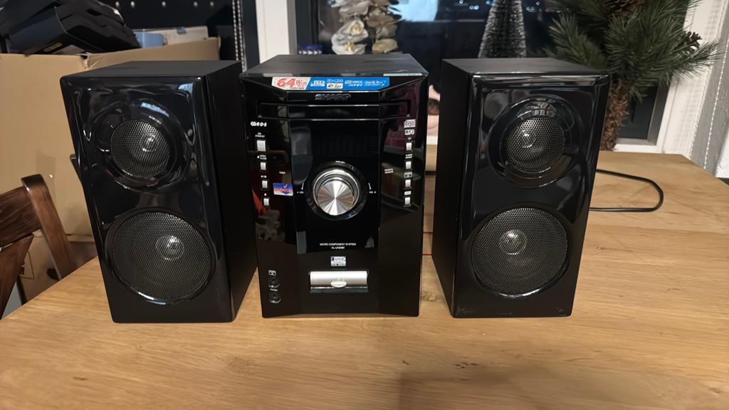 Sharp stereo, Audio, Tv en Foto, Stereo-sets, Ophalen of Verzenden, Zo goed als nieuw, Sharp