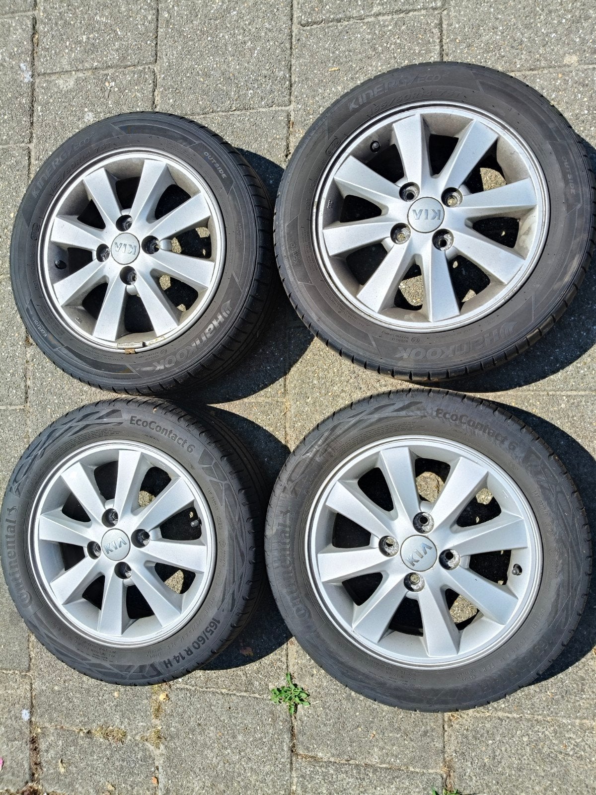 Set van 4 Kia velgen met zomerbanden 165/60 R14, Ophalen, 14 inch, Gebruikt, Banden en Velgen