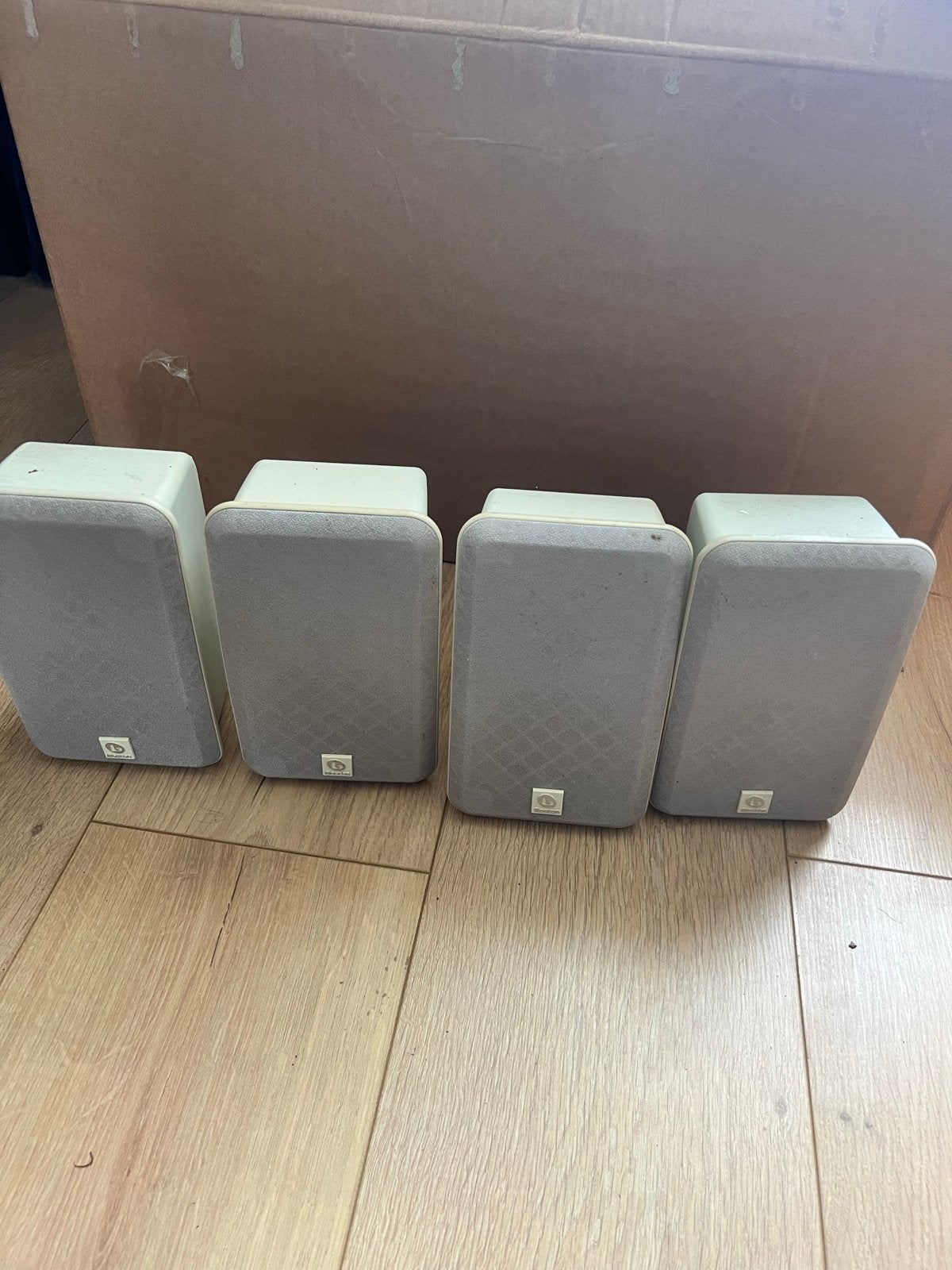 Boston Acoustics MC100 Satelliet Speakers (4 stuks), Ophalen of Verzenden, Gebruikt, Minder dan 60 watt, Overige merken