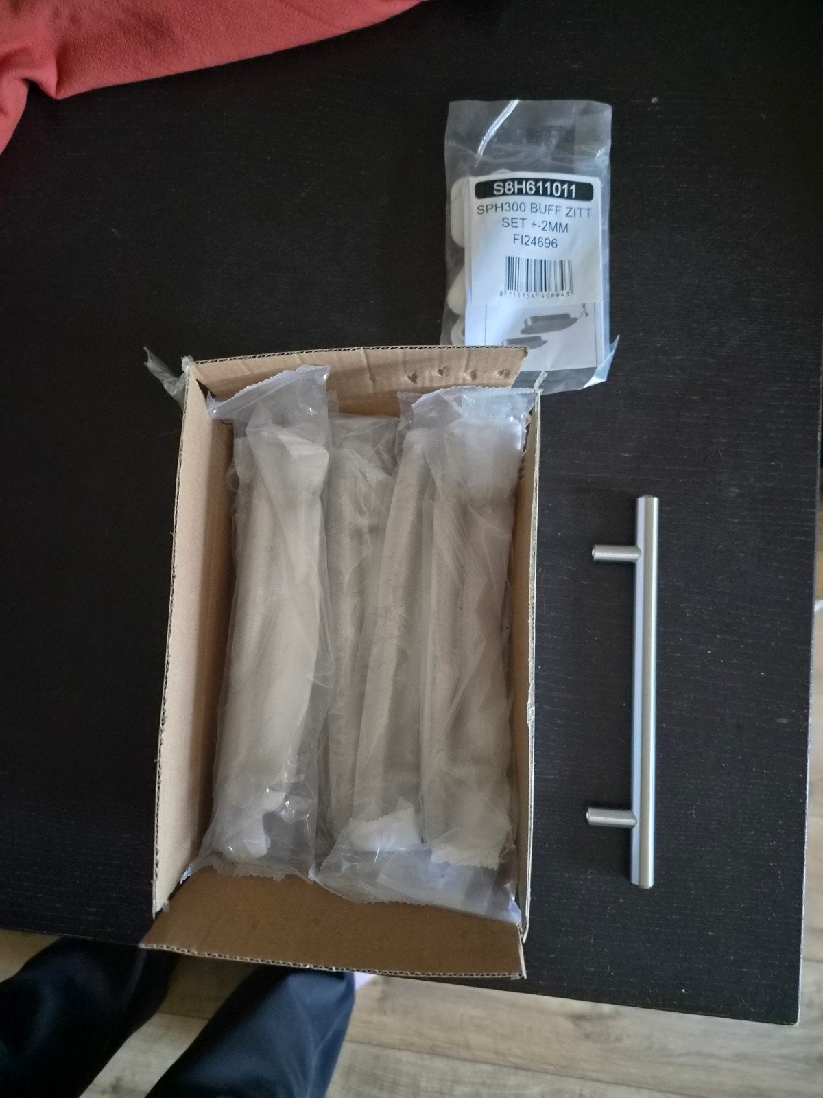 8x Zilveren Kastgreepjes - Nieuw in Verpakking, Ophalen of Verzenden, Nieuw