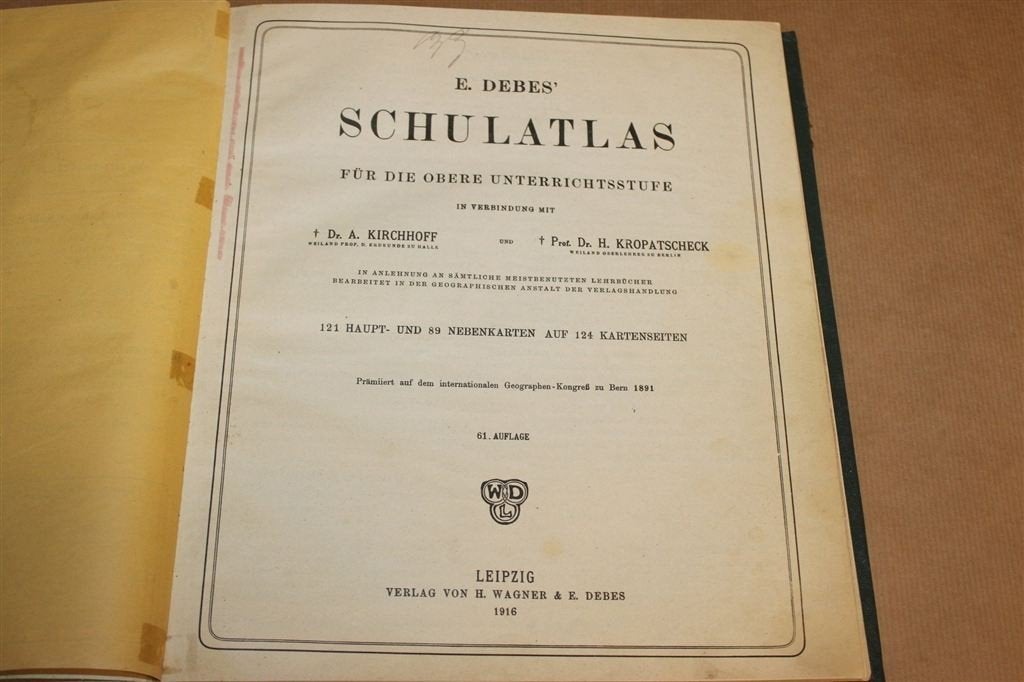 Debes Schulatlas — Duitse Schoolatlas met 121 Kaarten 1916, Ophalen of Verzenden, Gelezen, 1800 tot 2000, Landkaart