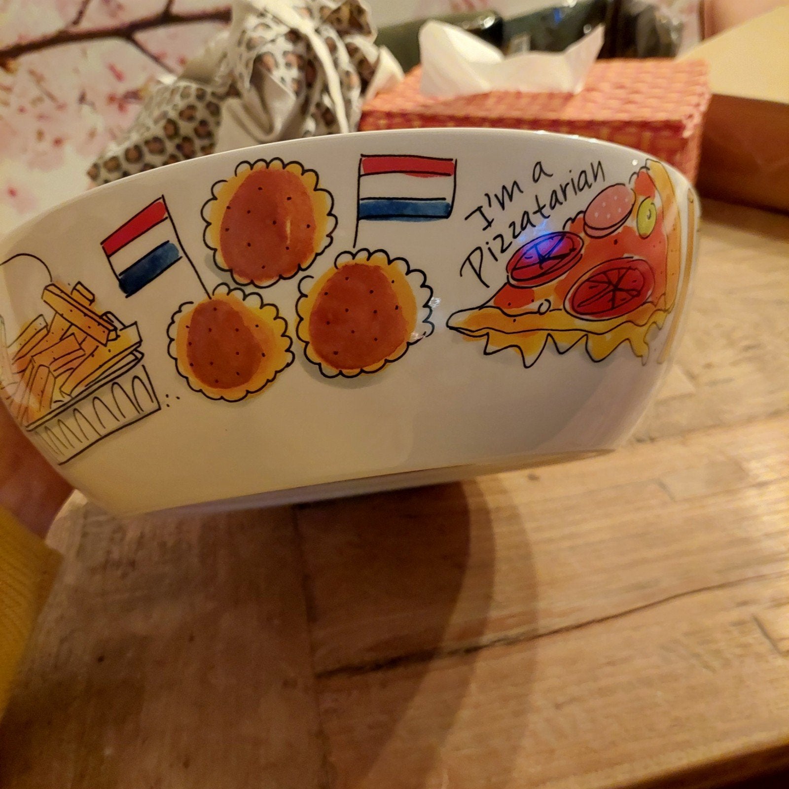 blond amsterdam Grote schaal met fastfood print - "Love at t, Porselein of Keramiek, Schaal, Rond, Nieuw