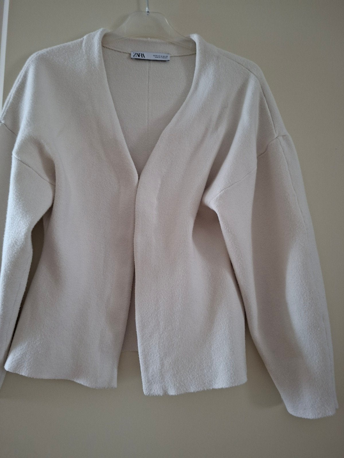 Zara gebroken wit vest maat M, Kleding | Dames, Truien en Vesten, Maat 38/40 (M), Ophalen of Verzenden, Zo goed als nieuw, Wit