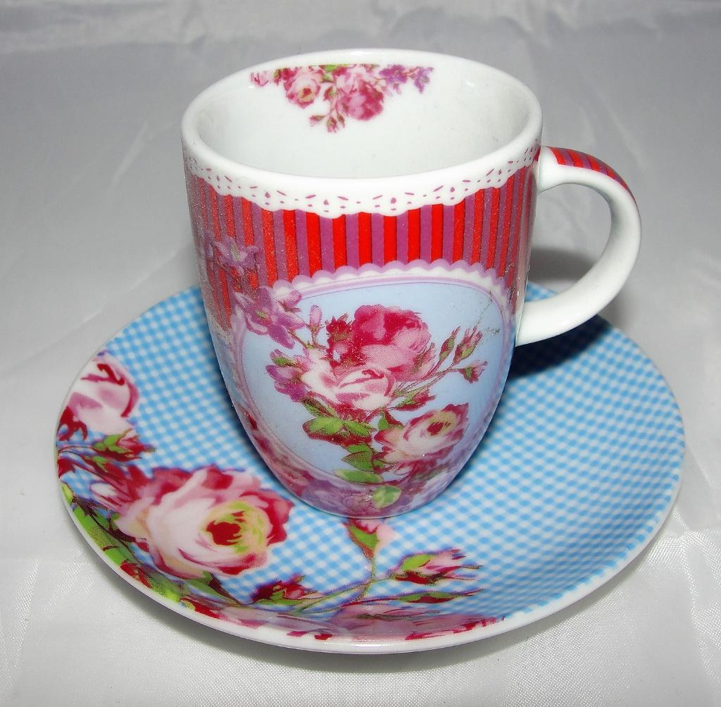PPD Roses Sanmartin espresso kop en schotels, Ophalen of Verzenden, Zo goed als nieuw, Overige stijlen, Kop(pen) en/of Schotel(s)
