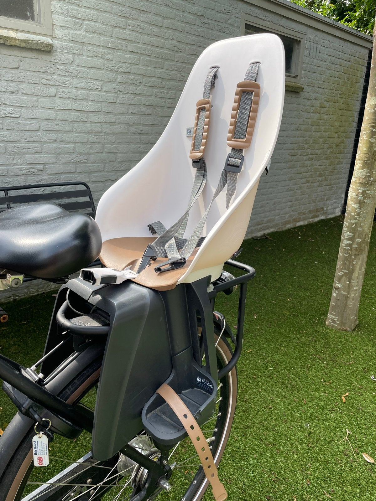 Urban Iki Fietsstoeltje Achter, Ophalen, Achterzitje, 22 t/m 36 kg, Gebruikt