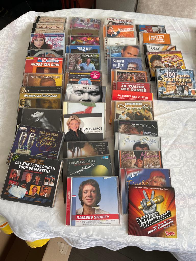 Grote collectie Nederlandse muziek CD's (ca. 50 stuks), Ophalen of Verzenden, Gebruikt, Levenslied of Smartlap