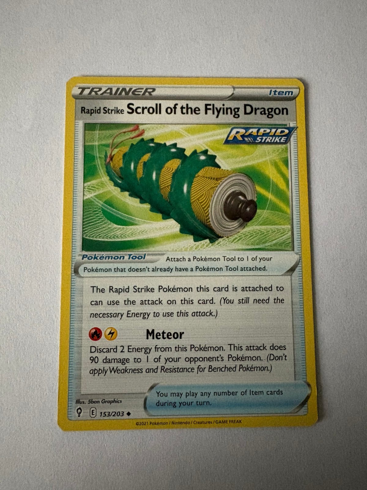 kaart TRAINER Item Rapid Strike Scroll of the Flying Dragon, Ophalen of Verzenden, Nieuw, Losse kaart