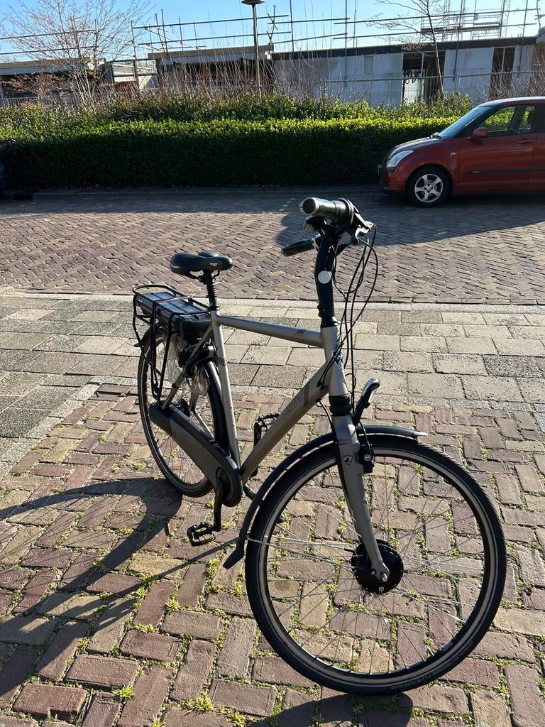 E bike merk RIH 3 jaar oud, Fietsen en Brommers, Elektrische fietsen, Zo goed als nieuw, 59 cm of meer, 50 km per accu of meer