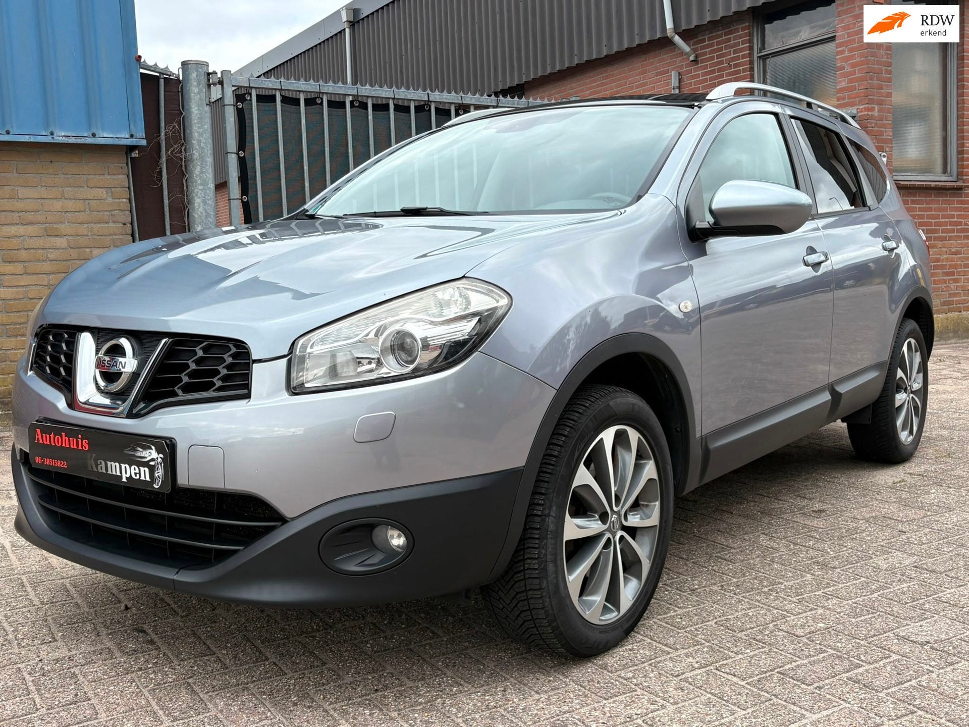 Nissan Qashqai +2 2.0 Tekna Pano-Dak Camera Navi, Auto's, Nissan, Stof, Gebruikt, Zwart, 7 stoelen