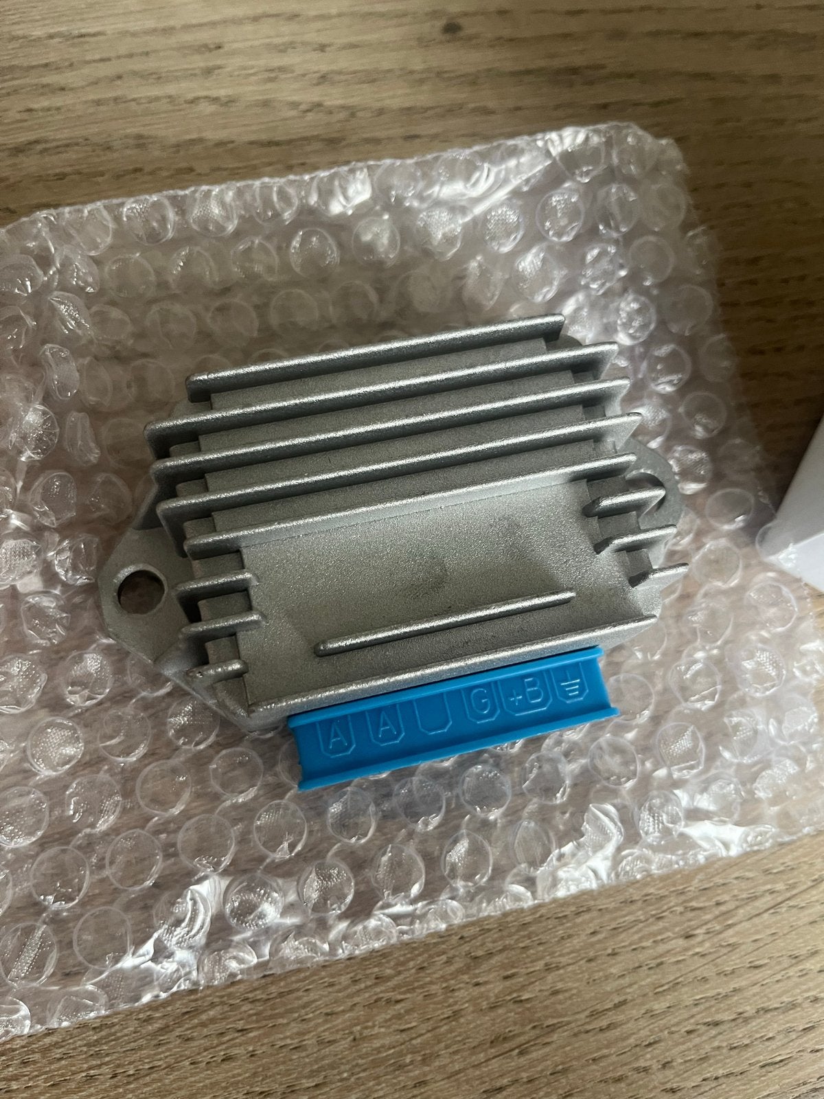 Spannings regelaar 12V voor Piaggio 2 T, Ophalen of Verzenden, Nieuw, Overige typen, Piaggio
