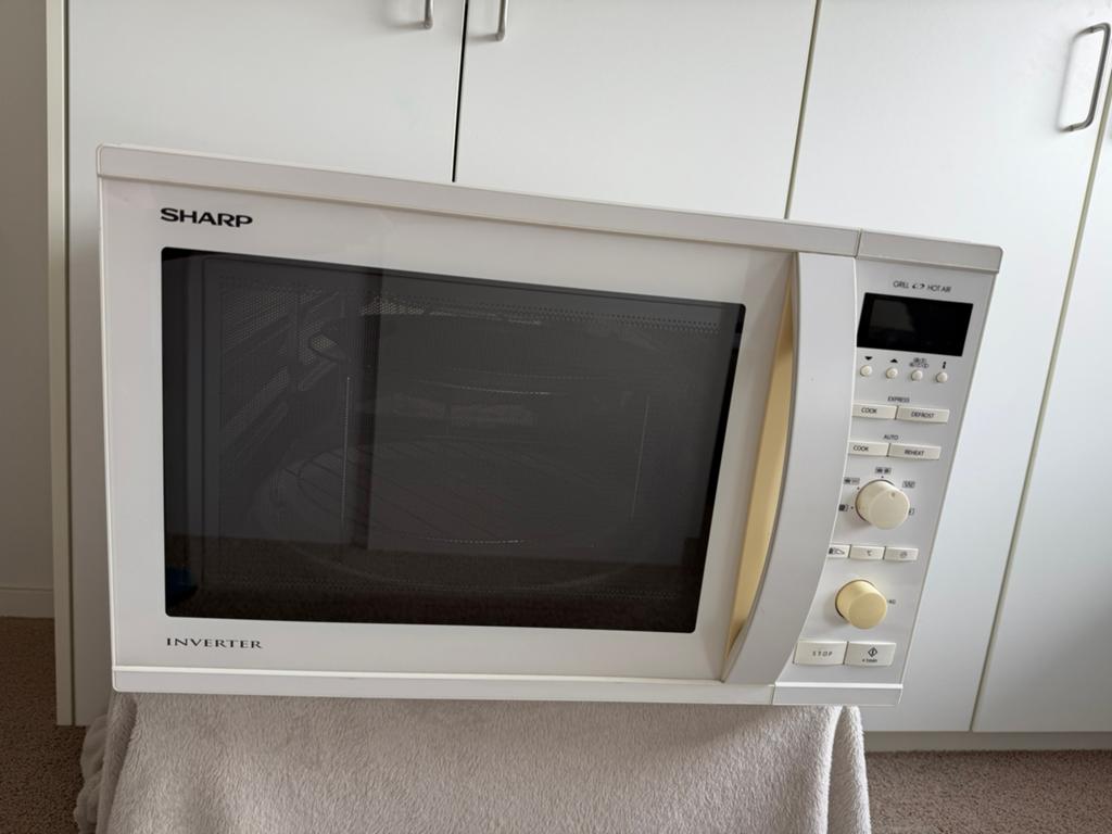 Sharp combi oven/magnetron R-940, Ophalen, Combimagnetron, Gebruikt, Draaiplateau