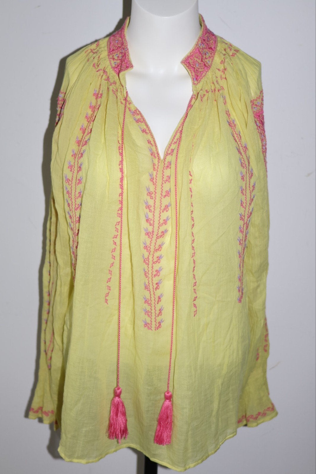 Antik Batik blouse maat S / 38, Kleding | Dames, Blouses en Tunieken, NL, Geel, Ophalen of Verzenden, Zo goed als nieuw