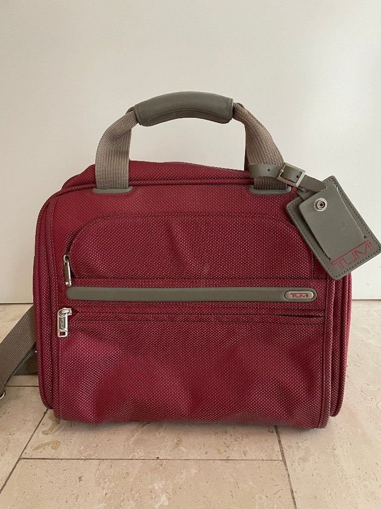 TUMI: z.g.a.n. prachtige complete (schouder) reistas, 40 tot 60 cm, 30 cm of meer, Bruin, Verzenden
