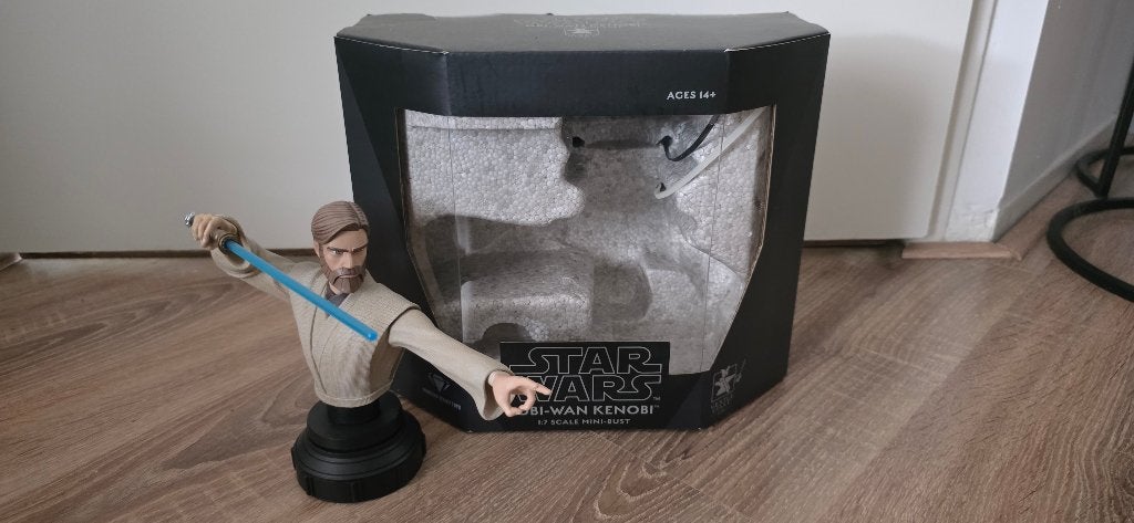 Star Wars Obi-Wan Kenobi Buste Gentle Giant Clone Wars, Ophalen of Verzenden, Zo goed als nieuw, Beeldje of Buste