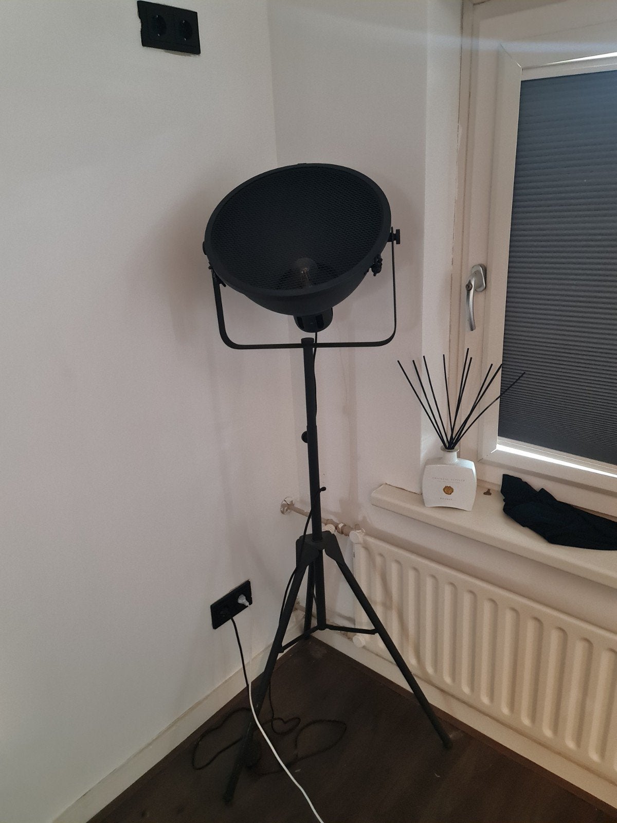 Leuke industriële vloerlamp, Huis en Inrichting, Ophalen, Zo goed als nieuw, 150 tot 200 cm