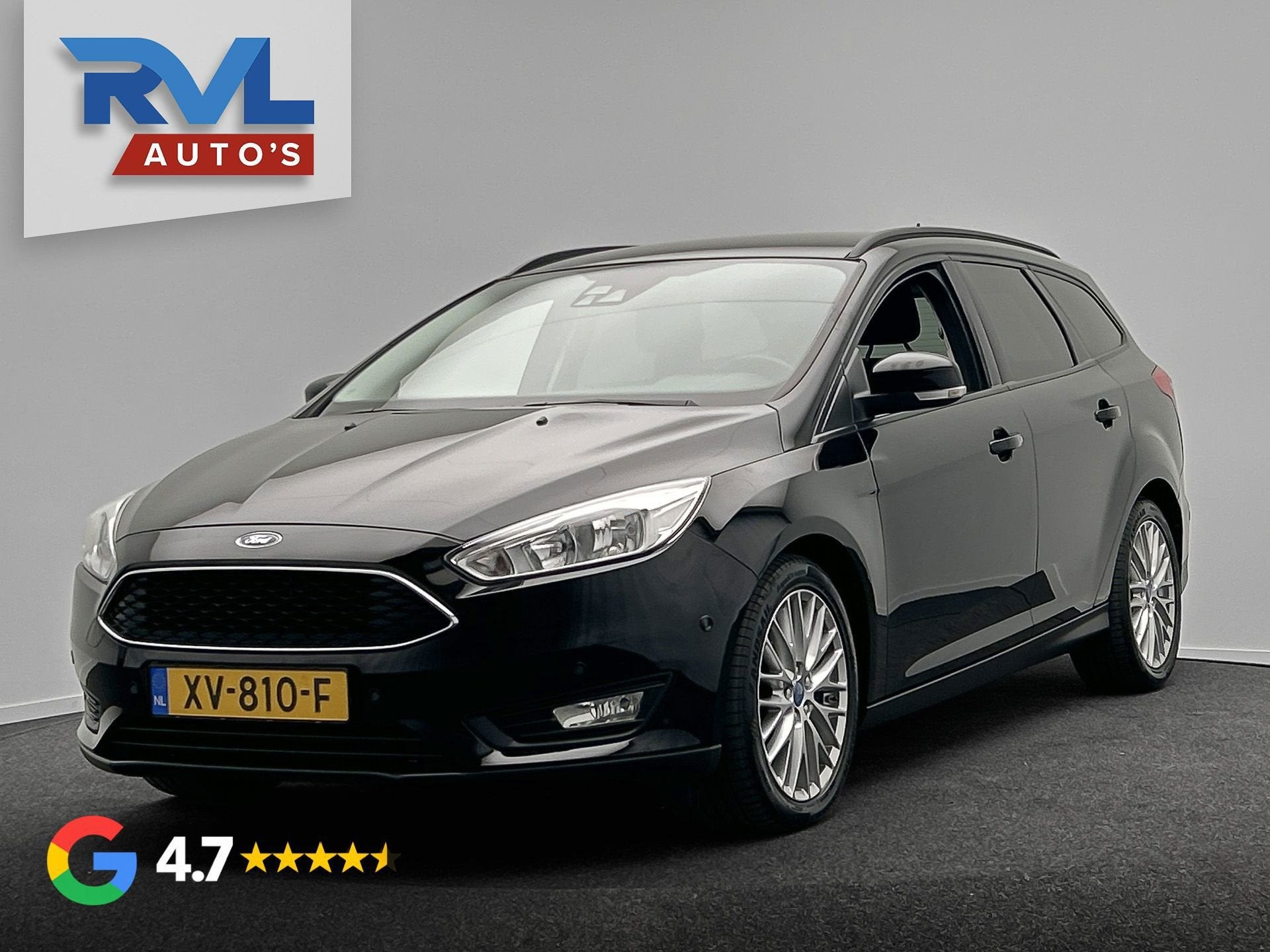 Ford Focus Wagon 1.0 Titanium Automaat | Trekhaak | Stoel/St, Gebruikt, Parkeerassistent, Zwart, 1245 kg