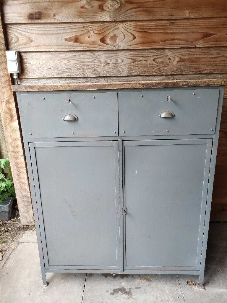 Blauw/grijze stalen kast, Ophalen, Gebruikt, Industrieel, 25 tot 50 cm