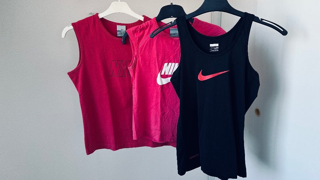 nike meisjes hemdjes  XS , L , XL, Ophalen of Verzenden, Zo goed als nieuw, Nike, Meisje
