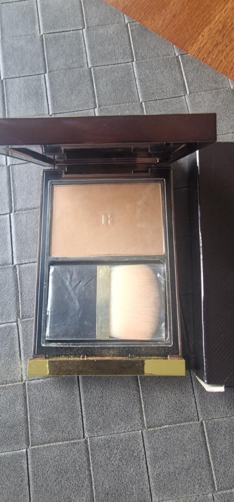 Tom Ford Translucent Finishing Powder - 03 Sahara Dusk, Gehele gezicht, Beige, Ophalen of Verzenden, Zo goed als nieuw