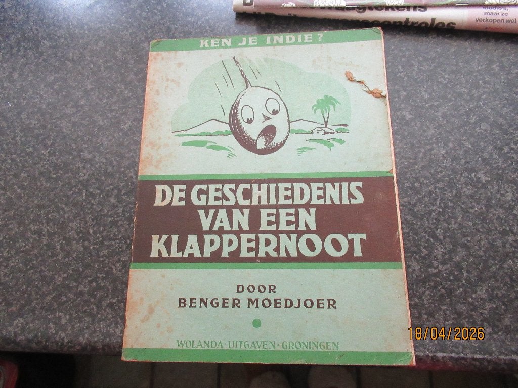 DE GESCHIEDENIS VAN EEN KLAPPERNOOT-BENGER MOEDJOER-WOLANDA, Ophalen of Verzenden, Gelezen, Prentenboek