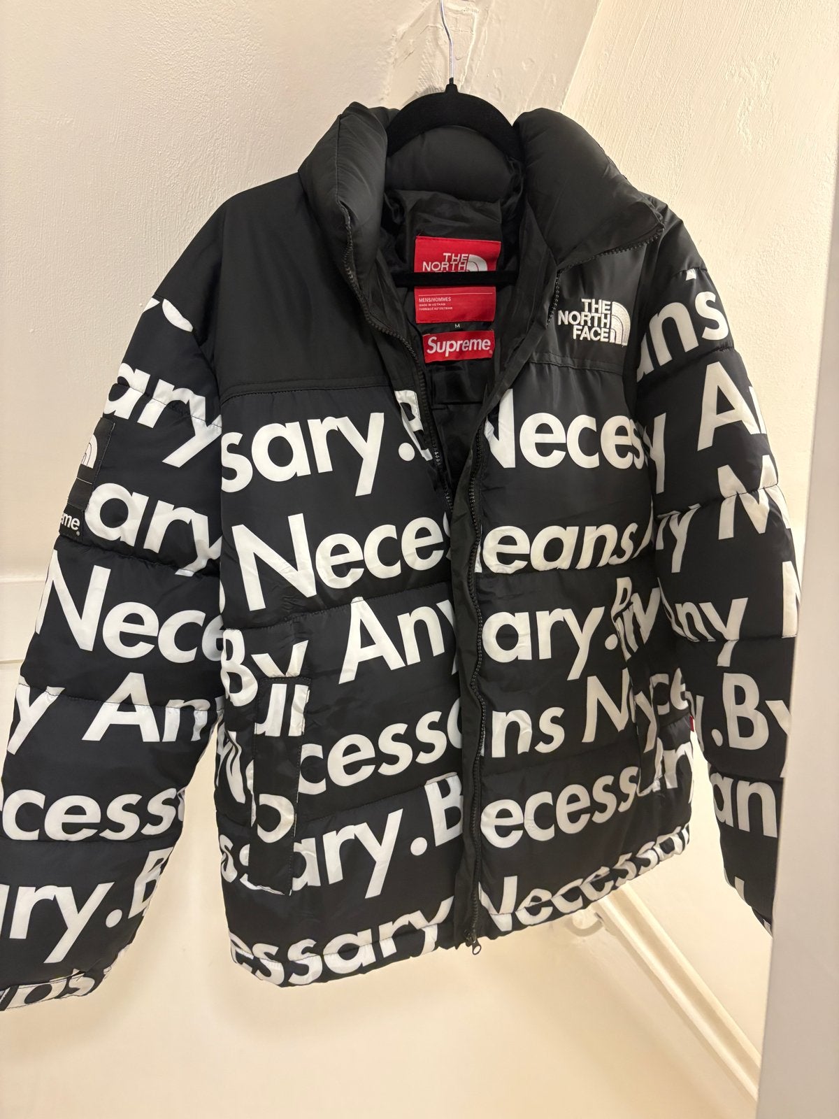 Supreme x The North Face By Any Means Necessary Nuptse, Ophalen of Verzenden, Zo goed als nieuw, Maat 48/50 (M), Zwart
