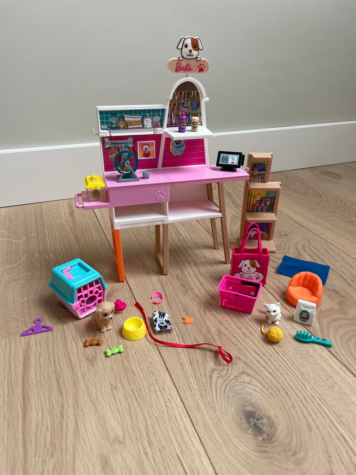 Barbie Dierenarts Speelset met Accessoires, Ophalen of Verzenden, Zo goed als nieuw, Barbie