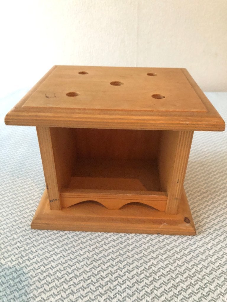 Twee houten stoofjes, Antiek en Kunst, Ophalen