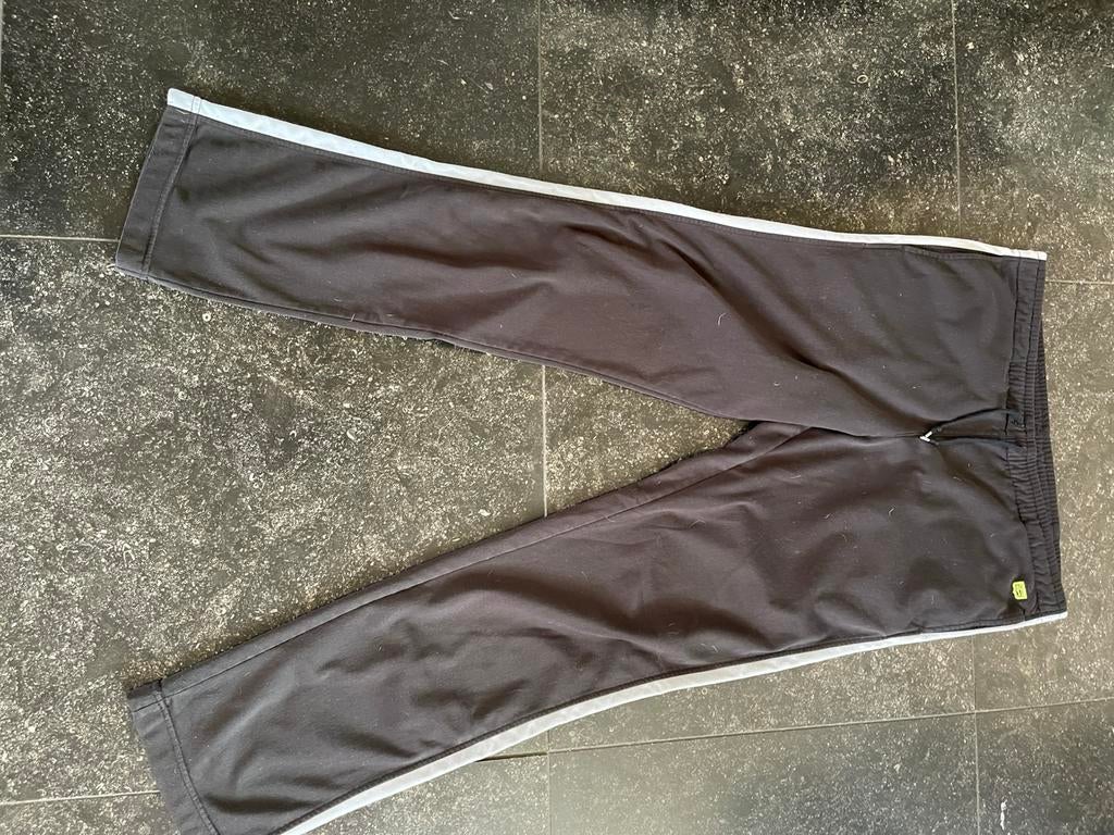 Tiger zwarte trainingsbroek, Ophalen of Verzenden, Zo goed als nieuw, Maat 48/50 (M), Zwart