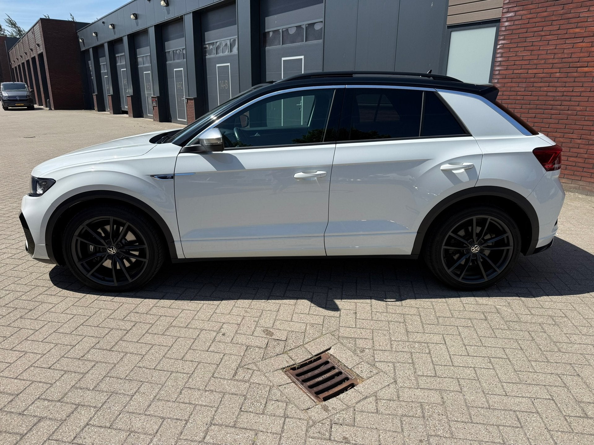 Volkswagen T-ROC 2.0 TSI 4 Motion R/2021/40 DKM/PANORAMADAK/, Auto's, Dealer onderhouden, Gebruikt, Euro 6, 4 cilinders