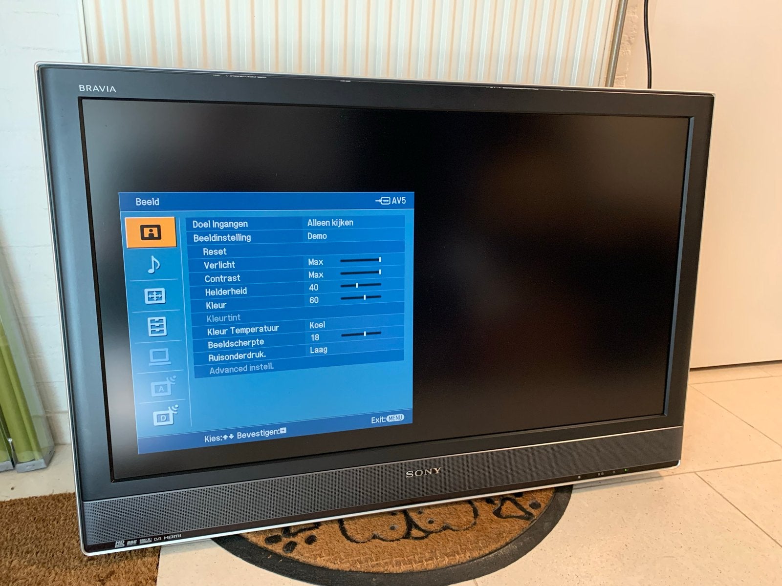 40” LCD TV Sony Bravia KDL-40W2000 met muurbeugel en kabels, Ophalen, Gebruikt, 50 Hz, LCD