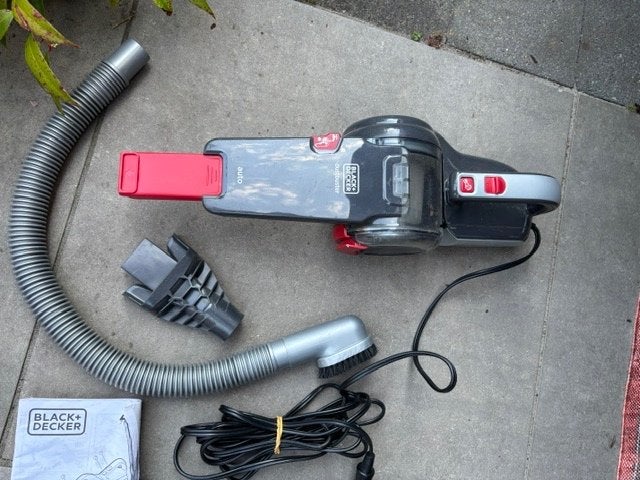 Black&Decker Autostofzuiger kruimelzuiger 12  V, Witgoed en Apparatuur, Stofzuigers, Overige merken, Gebruikt, Kruimeldief, Ophalen of Verzenden