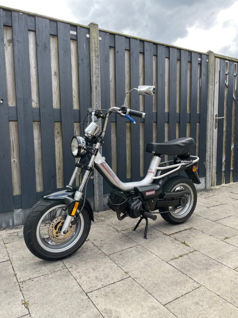 Tomos Youngstr geel kenteken, Fietsen en Brommers, Brommers | Tomos, Ophalen, Gebruikt, Overige modellen, Maximaal 45 km/u