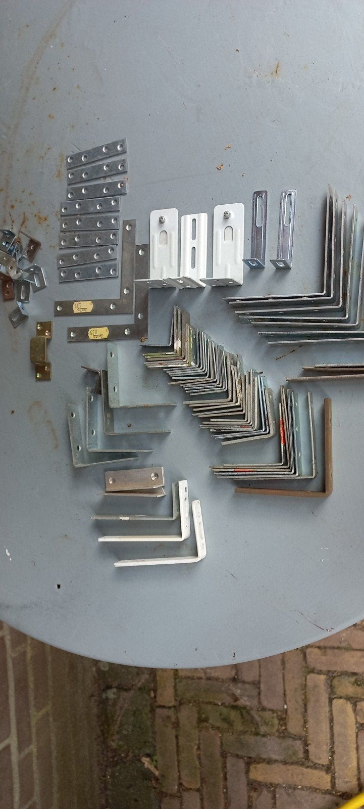 Diverse hulpstukken,.oa.hoeksteuntjes., Ophalen of Verzenden