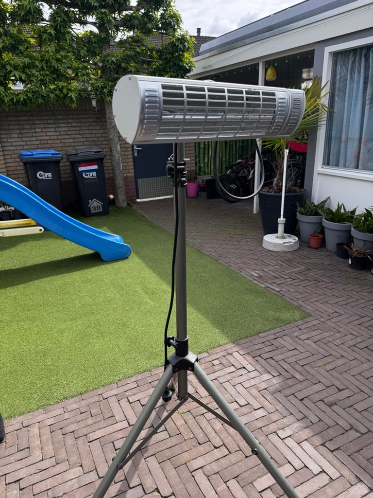 Eurom Golden 2000 Ultra RCD terrasverwarmer op statief, Tuin en Terras, Terrasverwarmers, Gebruikt, Vloer, Waterbestendig, Ophalen