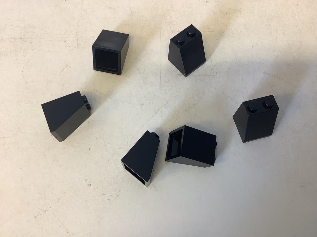 Lego dakpan 65 2x2x2 zonder bodembuis zwart, Ophalen of Verzenden, Gebruikt, Losse stenen, Lego