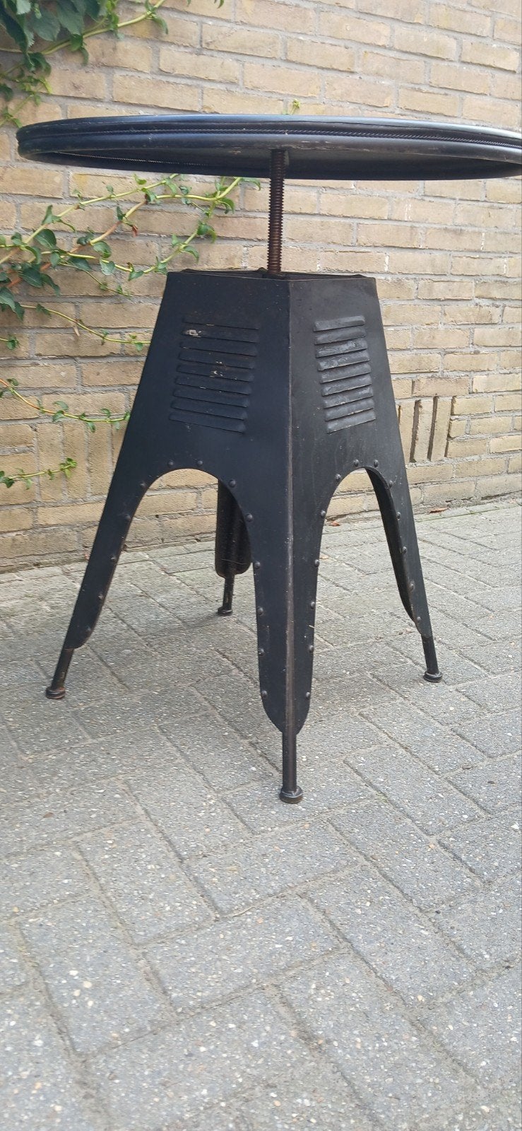 Industriële tafel - Zwart metaal, verstelbaar, Huis en Inrichting, Minder dan 50 cm, Gebruikt, Rond, Tot twee personen