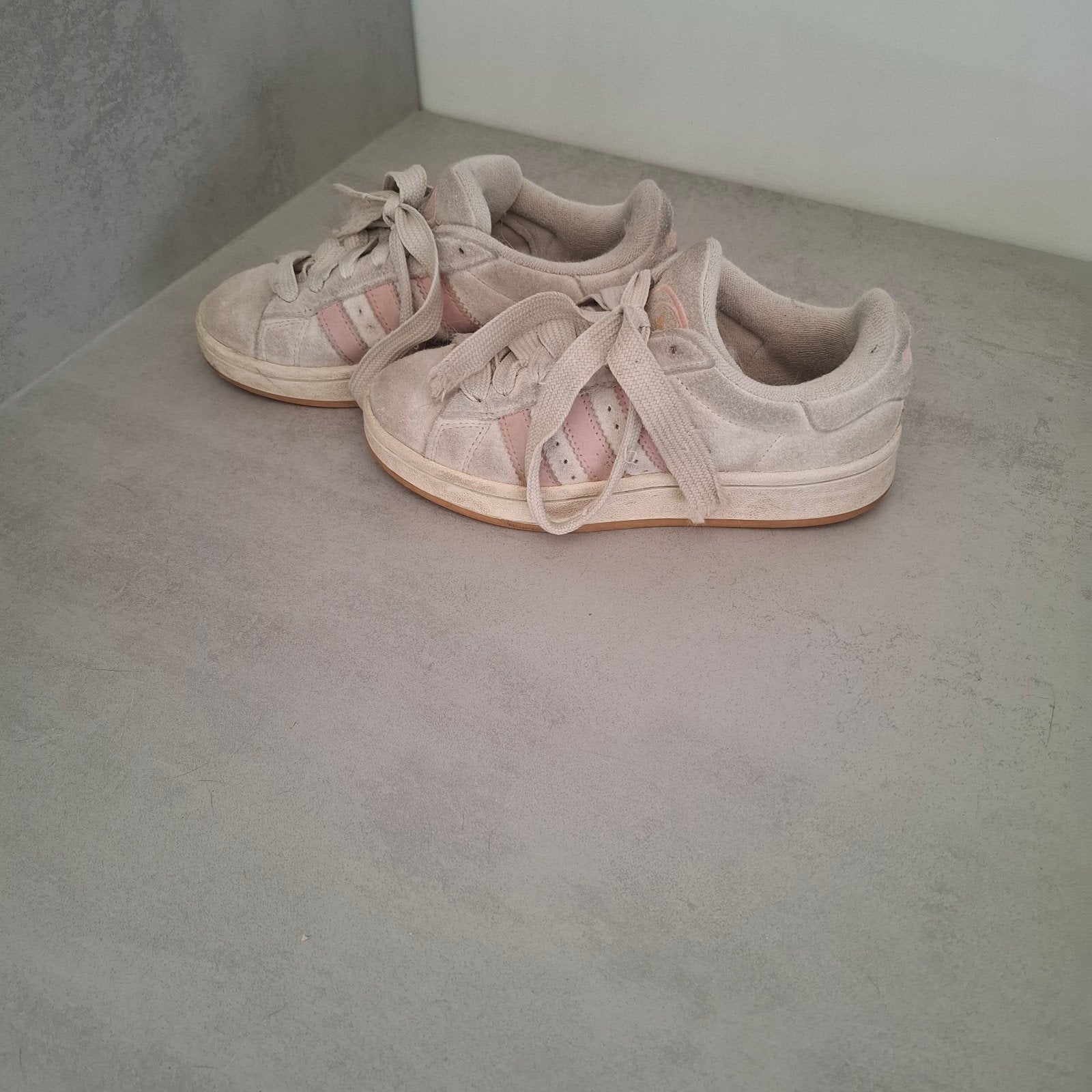 Adidas Campus schoenen maat 36, Kleding | Dames, Schoenen, Adidas, Beige, Ophalen of Verzenden, Sneakers of Gympen